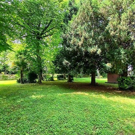 Вилла Langlade Estate Montboyer Экстерьер фото